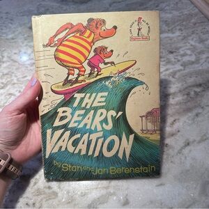The Bears' Vacation Book